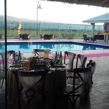 Vanilla Sky Georgia Hotel Natakhtari Exterior photo