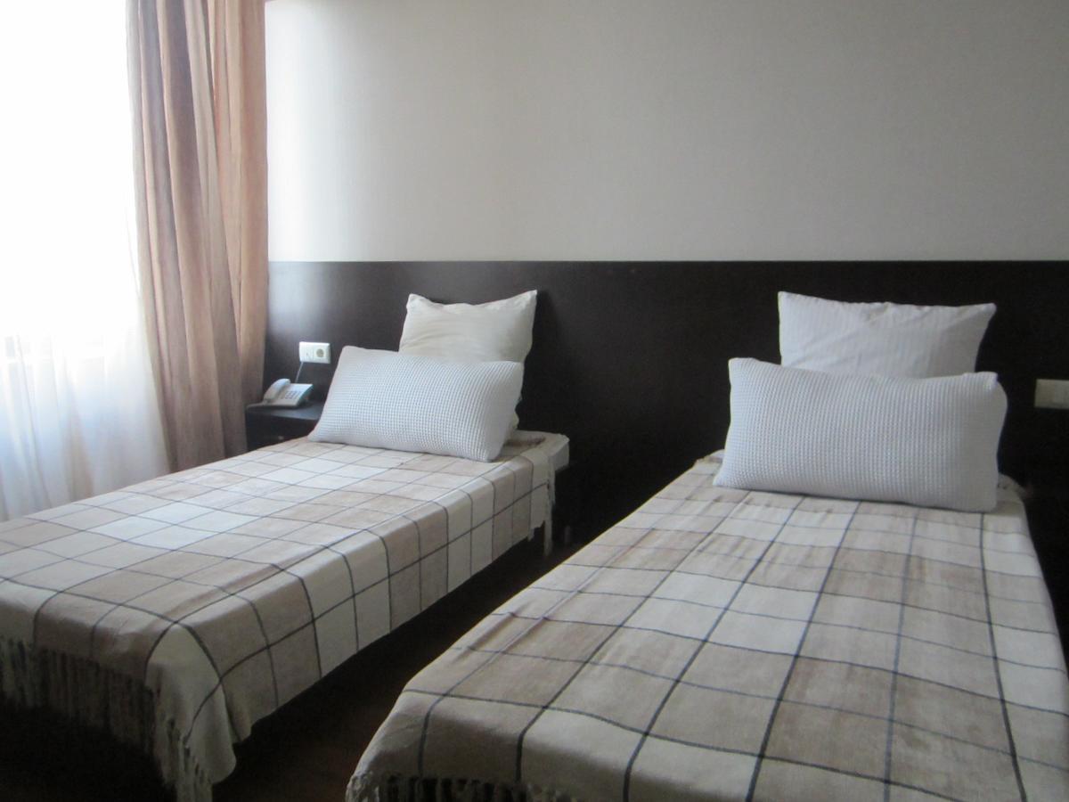 Vanilla Sky Georgia Hotel Natakhtari Room photo